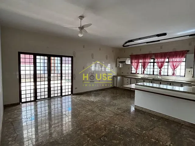 Casa com 324m² 2 quartos e 4 banheiros, à venda, no bairro Coester em Fernandópolis