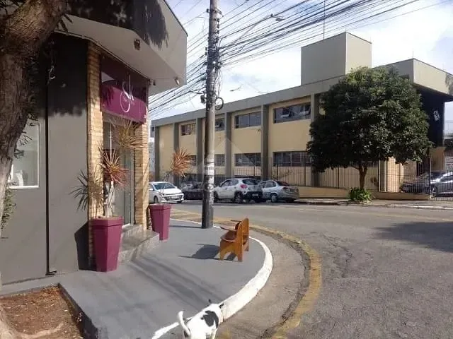 Casa com 200m² 4 quartos e 3 banheiros, à venda, no bairro Vila Bocaina em Mauá
