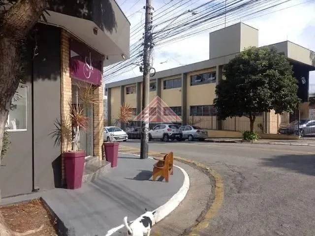 Casa com 200m² 4 quartos e 3 banheiros, à venda, no bairro Vila Bocaina em Mauá
