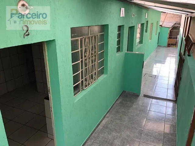 Casa com 200m² 6 quartos e 3 banheiros, à venda, no bairro Cidade Líder em São Paulo