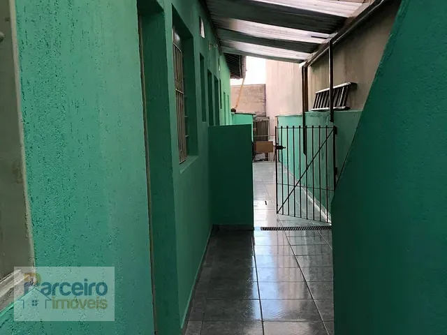 Casa com 200m² 6 quartos e 3 banheiros, à venda, no bairro Cidade Líder em São Paulo