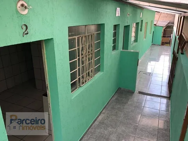Casa com 200m² 6 quartos e 3 banheiros, à venda, no bairro Cidade Líder em São Paulo