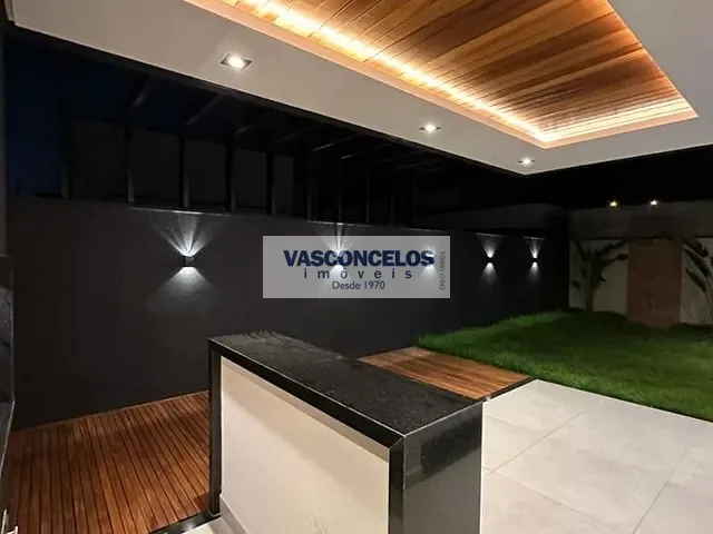 Casa com 300m² 3 quartos e 2 banheiros, à venda, no bairro Condomínio Terras do Vale em Caçapava