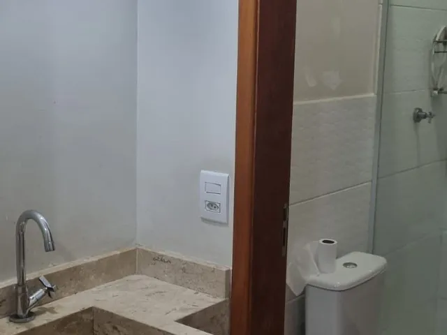 Casa 2 quartos e 1 banheiro, para alugar, no bairro Cidade Satélite Íris em Campinas