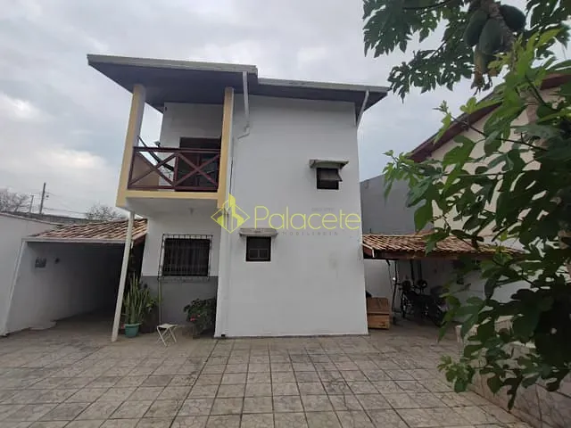Sobrado com 250m² 3 quartos e 2 banheiros, à venda, no bairro Parque das Nações em Pindamonhangaba