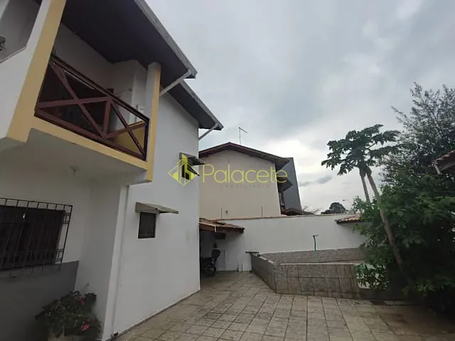 Sobrado com 250m² 3 quartos e 2 banheiros, à venda, no bairro Parque das Nações em Pindamonhangaba