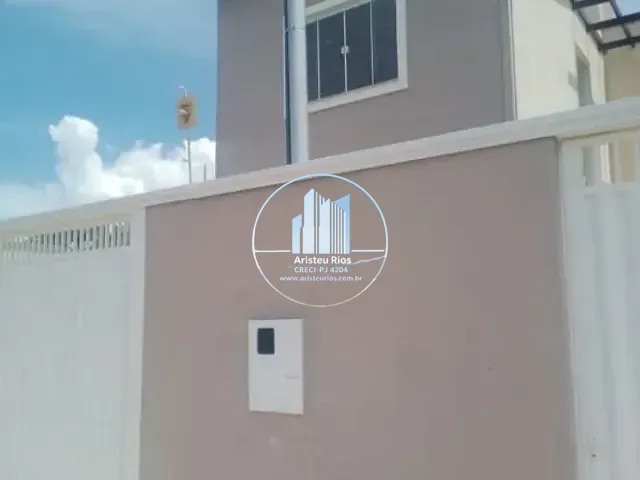 Casa com 150m² 3 quartos e 2 banheiros, à venda, no bairro Santo Expedito II em Pouso Alegre