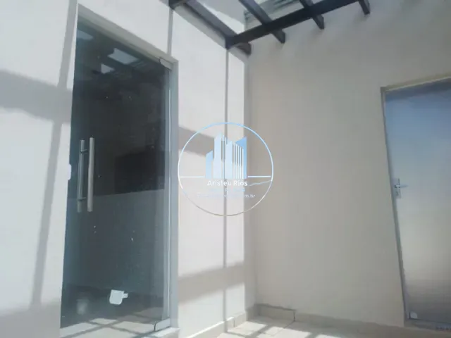 Casa com 150m² 3 quartos e 2 banheiros, à venda, no bairro Santo Expedito II em Pouso Alegre