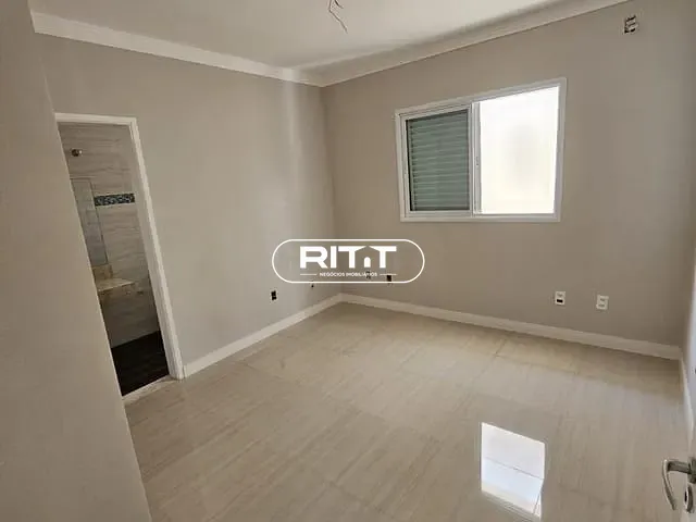 Casa com 250m² 3 quartos e 3 banheiros, à venda, no bairro Jardim Flamboyant em Hortolândia