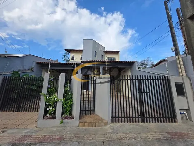 Sobrado com 250m² 3 quartos e 3 banheiros, à venda, no bairro Jardim Alvorada em Londrina