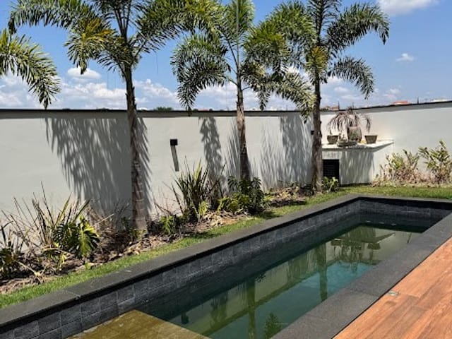 Casa com 450m² 3 quartos e 1 banheiro, para alugar, no bairro Terras de São José em São João da Boa Vista