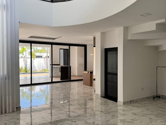 Casa com 450m² 3 quartos e 1 banheiro, para alugar, no bairro Terras de São José em São João da Boa Vista