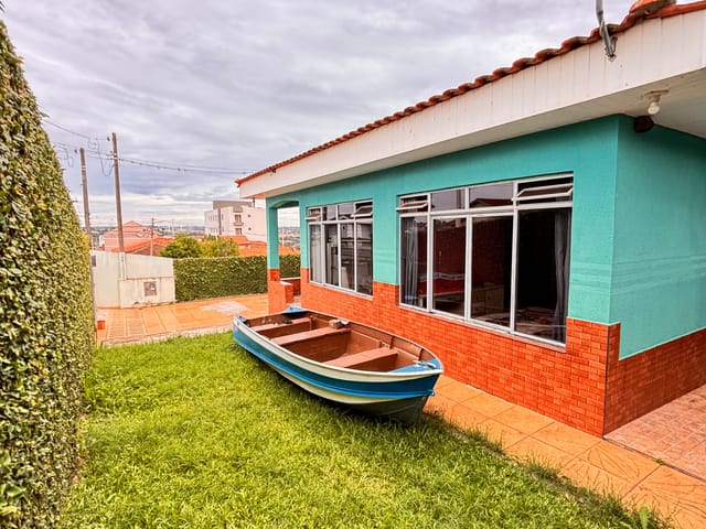 Casa com 210m² 3 quartos e 3 banheiros, à venda, no bairro Oficinas em Ponta Grossa