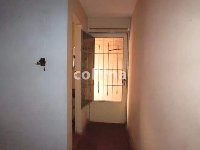 Casa 3 quartos e 2 banheiros, à venda, no bairro Centro em Carapicuíba