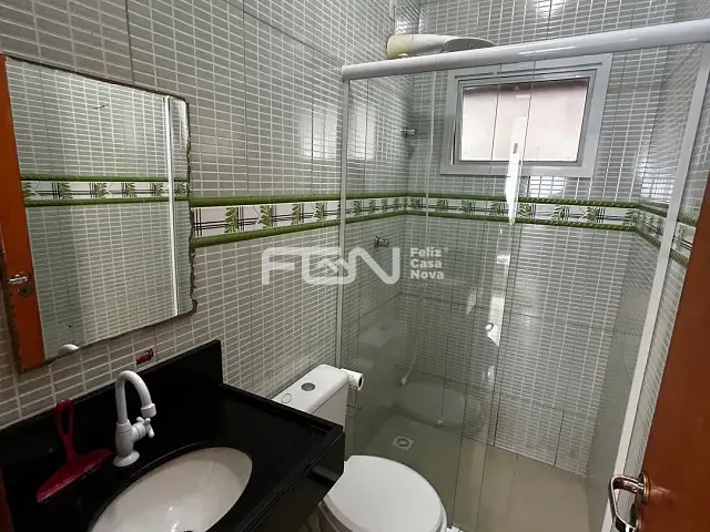 Casa 3 quartos e 3 banheiros, para alugar, no bairro Centro em Camaçari