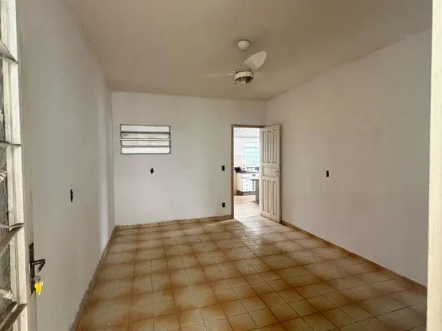 Casa com 276m² 4 quartos e 2 banheiros, à venda, no bairro Parque Tropical em Campinas