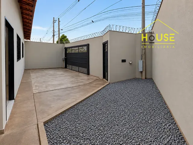 Casa 2 quartos e 1 banheiro, à venda, no bairro Jardim São Francisco em Fernandópolis