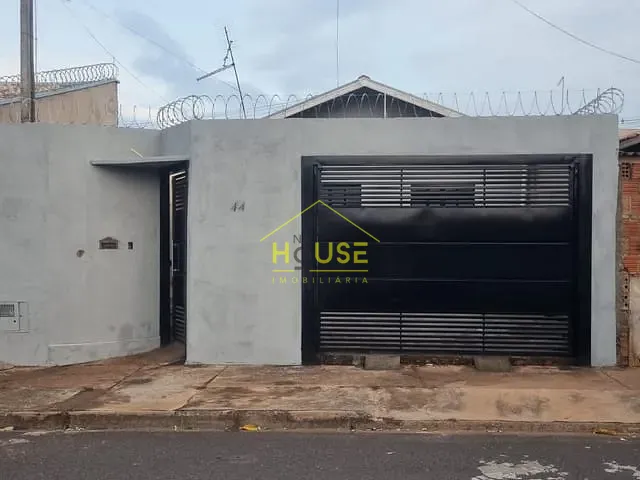 Casa 2 quartos e 1 banheiro, à venda, no bairro Jardim São Francisco em Fernandópolis