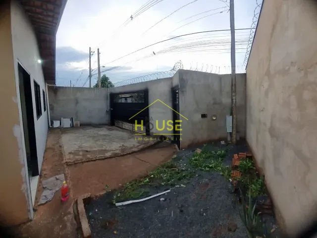 Casa 2 quartos e 1 banheiro, à venda, no bairro Jardim São Francisco em Fernandópolis