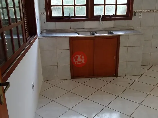 Casa 3 quartos e 1 banheiro, à venda, no bairro Cristal em Porto Alegre