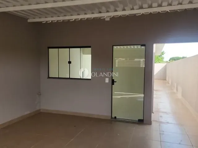 Casa com 227m² 2 quartos e 1 banheiro, à venda, no bairro Santa Rita de Cássia em Artur Nogueira