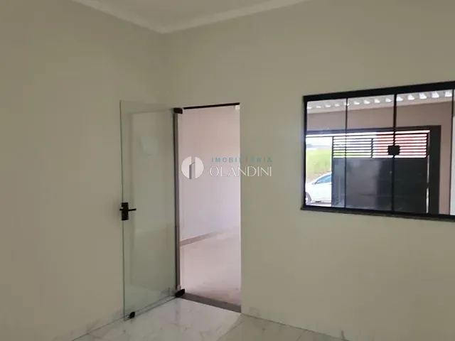 Casa com 227m² 2 quartos e 1 banheiro, à venda, no bairro Santa Rita de Cássia em Artur Nogueira