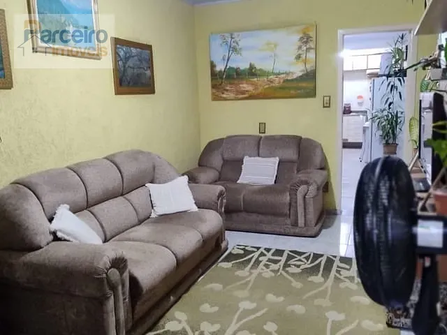 Casa com 187m² 3 quartos e 2 banheiros, à venda, no bairro Cidade Patriarca em São Paulo