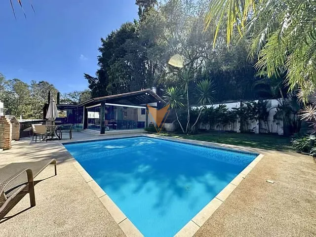 Casa 3 quartos e 5 banheiros, à venda, no bairro Palos Verdes em Carapicuíba