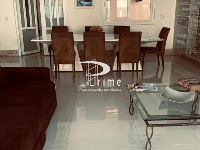 Casa com 990m² 5 quartos e 5 banheiros, à venda ou para alugar, no bairro Itaipu em Niterói