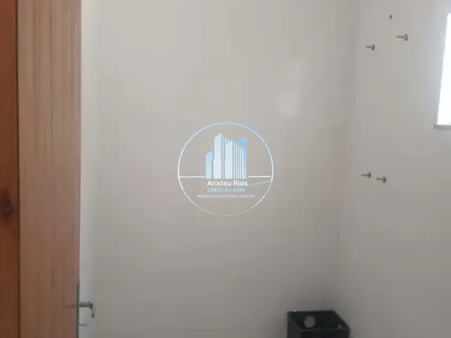 Casa com 150m² 3 quartos e 2 banheiros, à venda, no bairro Santo Expedito II em Pouso Alegre