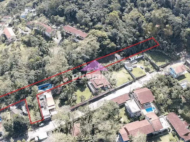 Casa com 12000m² 4 quartos e 4 banheiros, à venda, no bairro Martin de Sá em Caraguatatuba