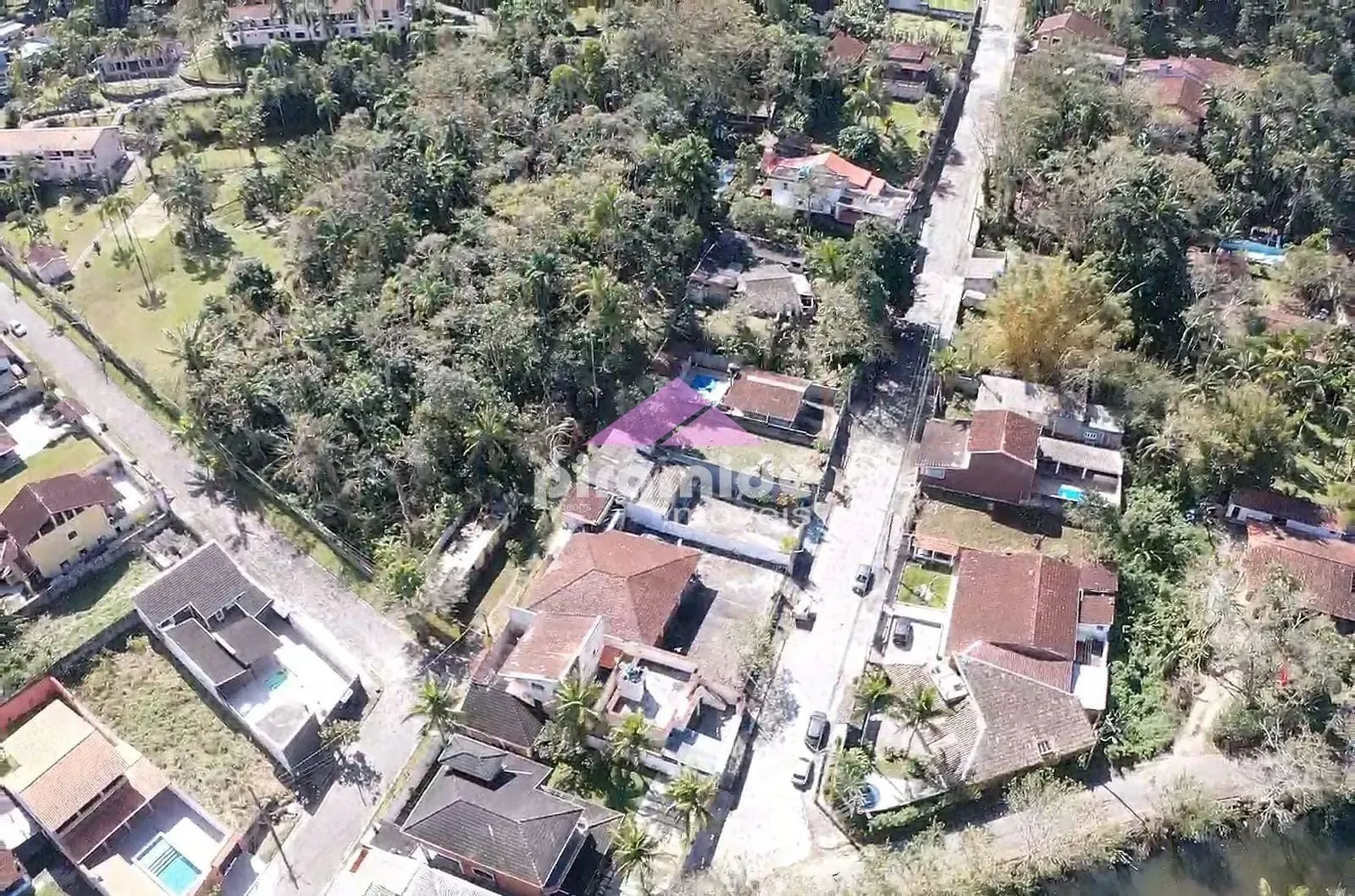 Casa, 4 quartos, 300 m² - Foto 35