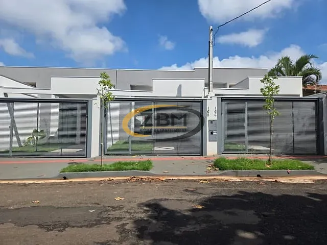 Casa com 150m² 3 quartos e 2 banheiros, à venda, no bairro Colúmbia em Londrina
