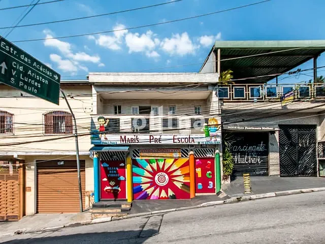 Casa 2 quartos e 2 banheiros, à venda, no bairro Vila Menck em Carapicuíba
