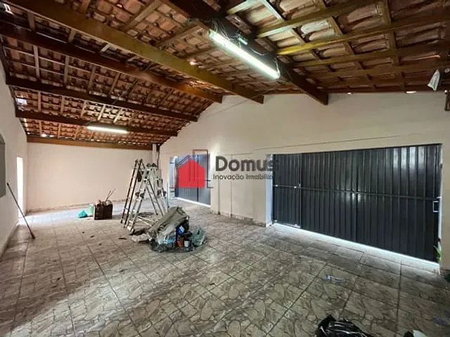 Casa com 250m², à venda, no bairro Residencial Campos Maia em Pindamonhangaba