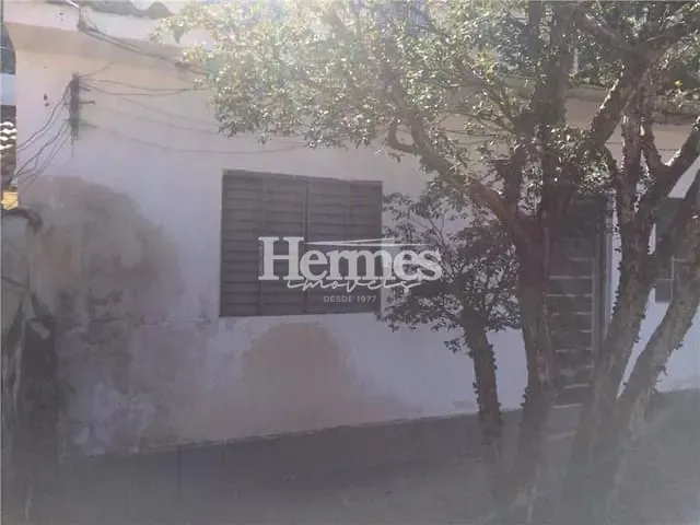 Casa com 299m² 2 quartos e 1 banheiro, à venda, no bairro Santa Cecília em Paulínia