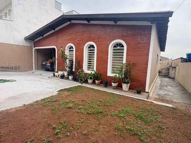 Casa 3 quartos e 1 banheiro, à venda, no bairro Jardim Ipaussurama em Campinas