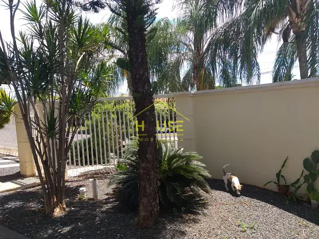 Casa 3 quartos e 3 banheiros, para alugar, no bairro Jardim Residencial Por do Sol em Fernandópolis