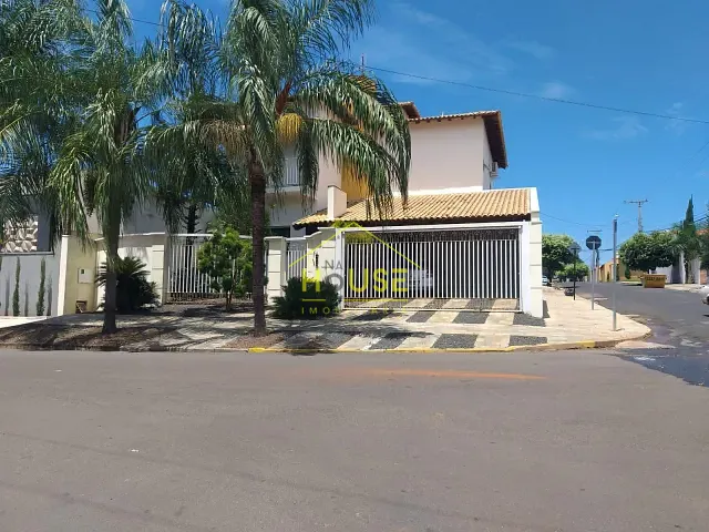 Casa 3 quartos e 3 banheiros, para alugar, no bairro Jardim Residencial Por do Sol em Fernandópolis