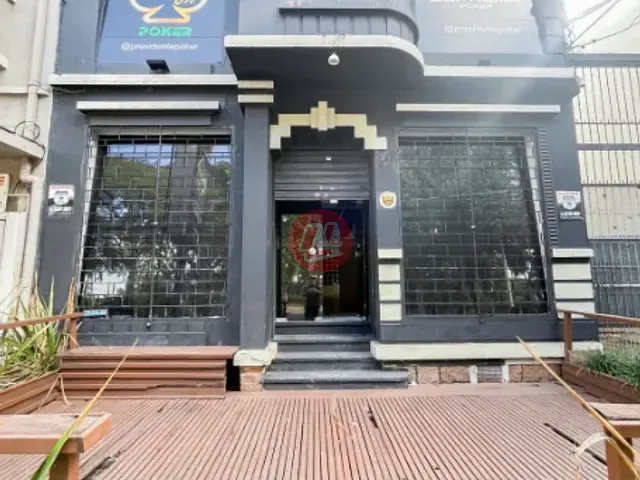 Casa para alugar, no bairro Navegantes em Porto Alegre