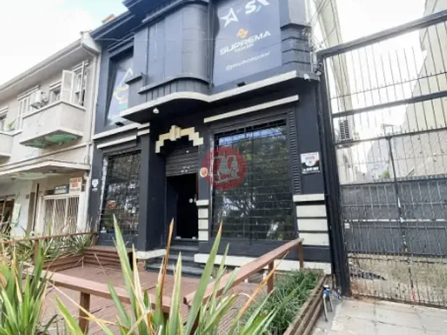 Casa para alugar, no bairro Navegantes em Porto Alegre