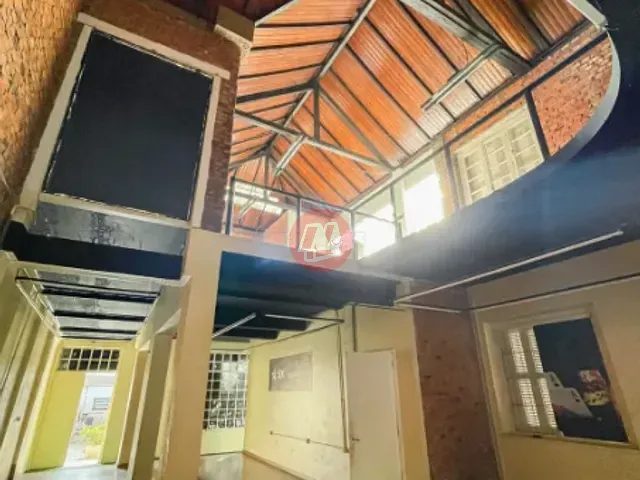 Casa para alugar, no bairro Navegantes em Porto Alegre