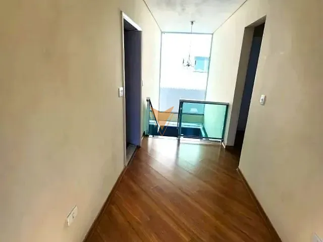 Casa 3 quartos e 4 banheiros, à venda, no bairro Chácara Roselândia em Cotia