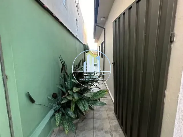 Casa com 200m², à venda, no bairro Recanto dos Fernandes II em Pouso Alegre