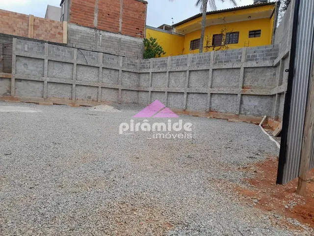 Casa com 370m² 1 quarto e 1 banheiro, à venda, no bairro Jardim Santa Júlia em São José Dos Campos