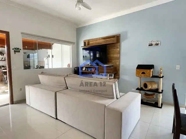 Casa 3 quartos e 2 banheiros, à venda, no bairro Massaguaçu em Caraguatatuba