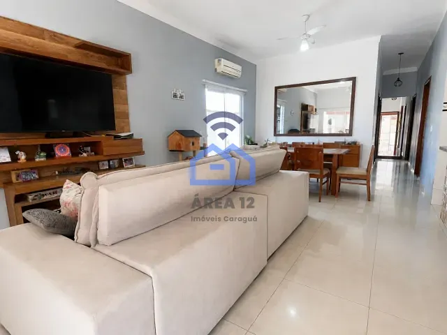 Casa 3 quartos e 2 banheiros, à venda, no bairro Massaguaçu em Caraguatatuba