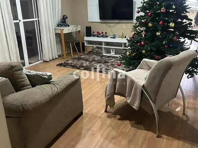 Casa 6 quartos e 3 banheiros, à venda, no bairro Parque Jandaia em Carapicuíba