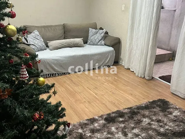 Casa 6 quartos e 3 banheiros, à venda, no bairro Parque Jandaia em Carapicuíba