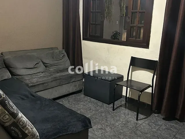 Casa 6 quartos e 3 banheiros, à venda, no bairro Parque Jandaia em Carapicuíba